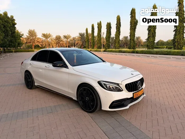 Mercedes-Benz C300