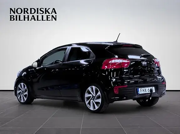 Kia Rio 2016 photo 5