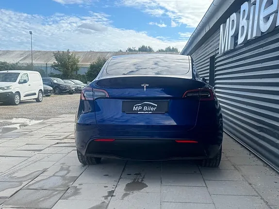 Tesla Model Y 2024 photo 4