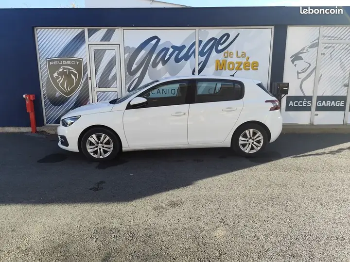 Peugeot 308 2021 photo 3