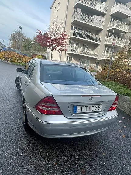 Mercedes-Benz C200 2006 photo 4