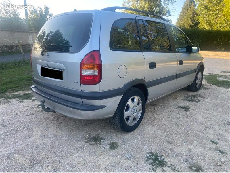 Opel Zafira 2001 photo 2