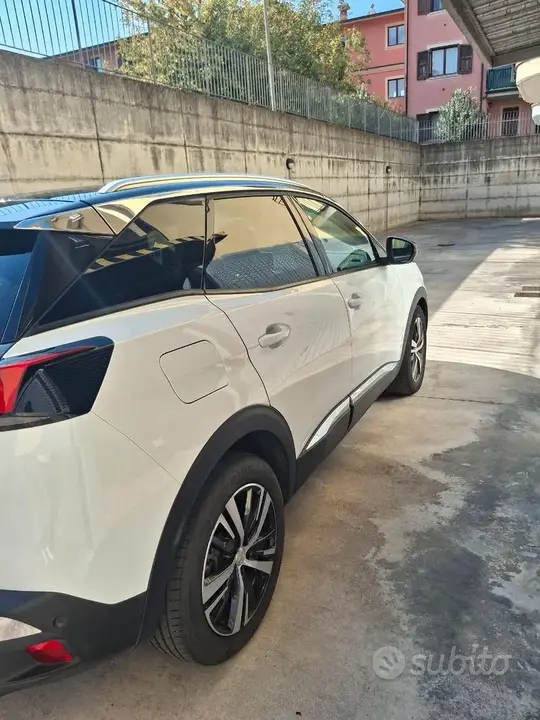 Peugeot 3008 2017 photo 2