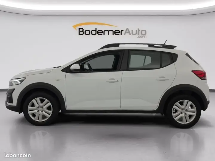 Dacia Sandero 2024 photo 2