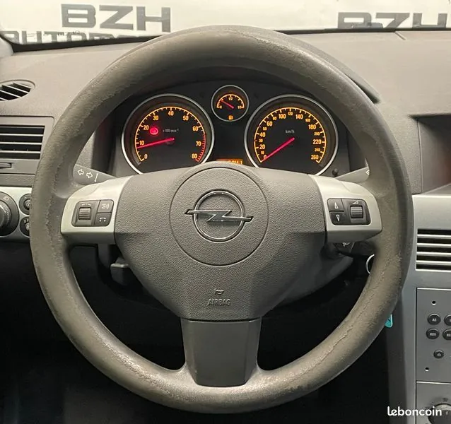 Opel Astra 2009 photo 5