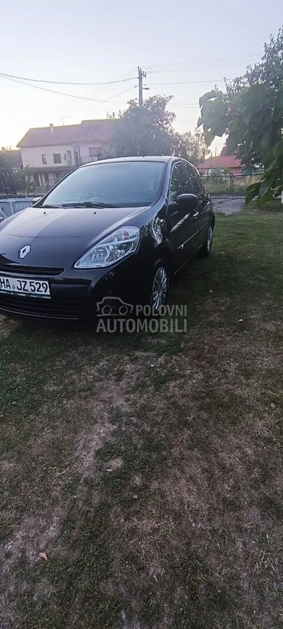Renault Clio 2009 photo 4