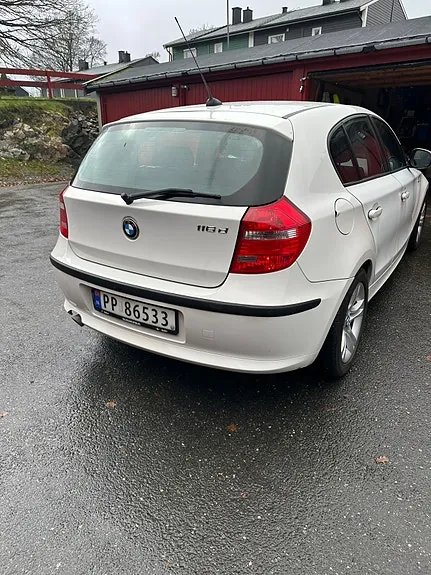 BMW 1 Series 2010 photo 5