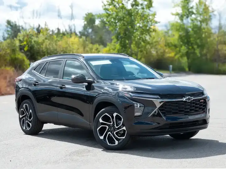 Chevrolet Trax 2026 photo 2