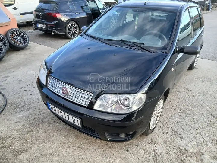 Fiat Punto 2009 photo 4