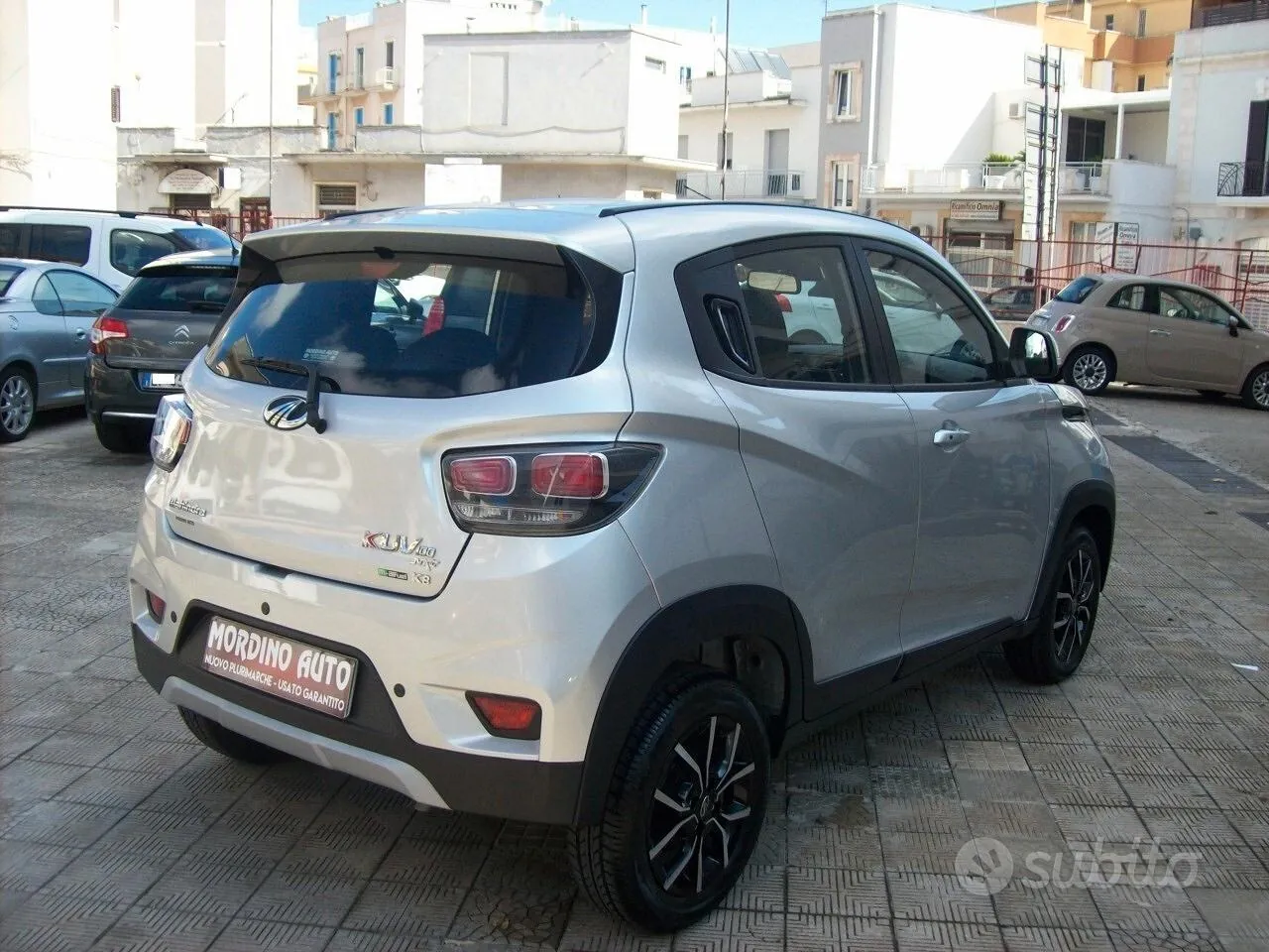 Mahindra Kuv100 2025 photo 5