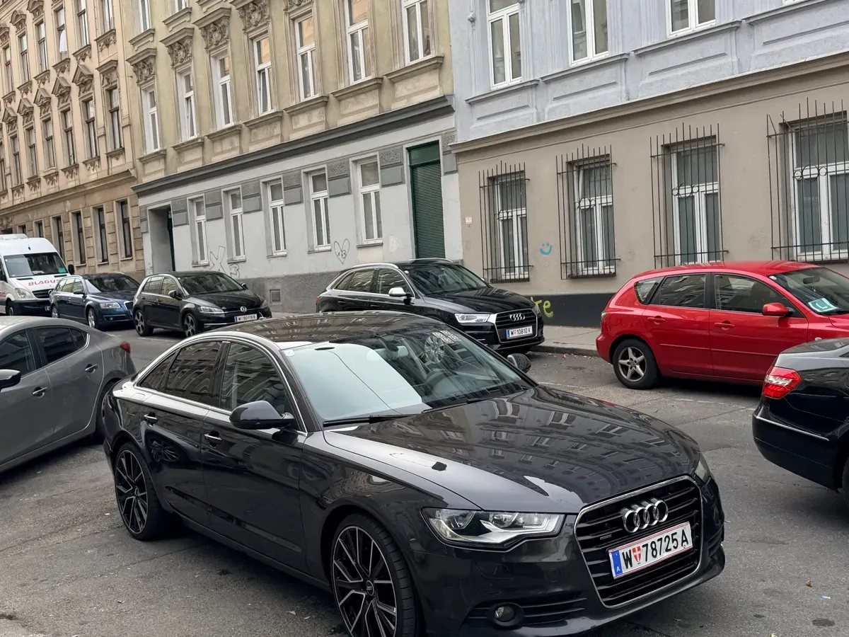 Audi A6 2012 photo 3