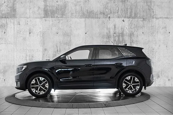 Ford Explorer 2026 photo 2