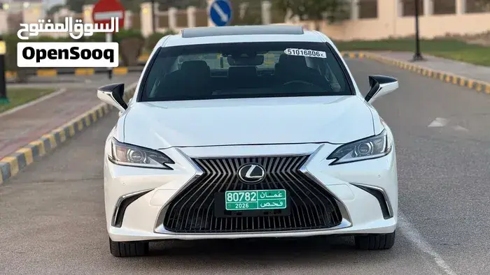 Lexus Es 2019 photo 2