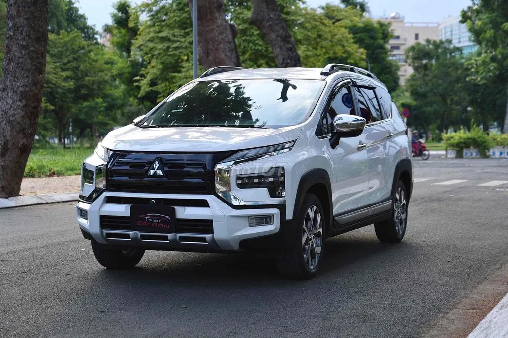 Mitsubishi Xpander Cross 2023 photo 3