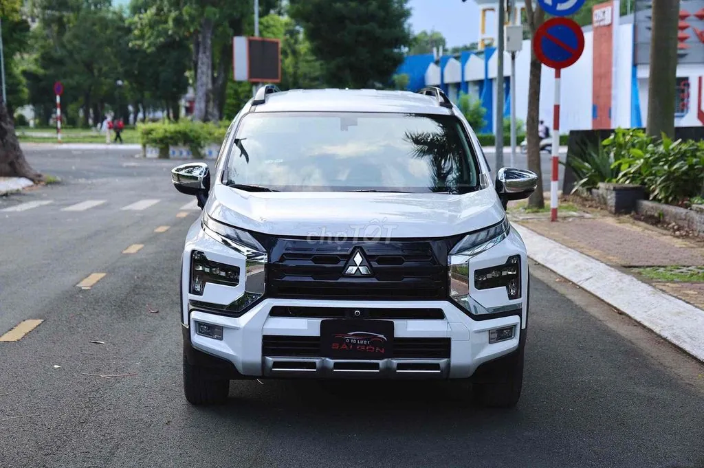 Mitsubishi Xpander Cross