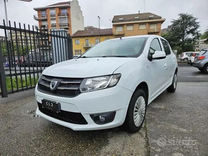 Dacia Sandero 2015 photo 2