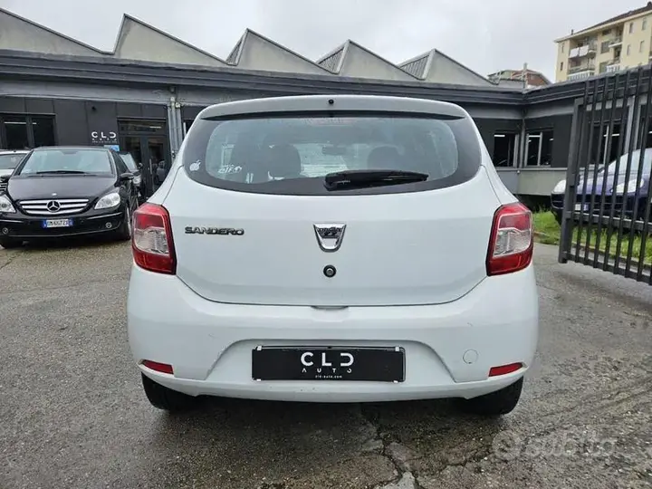 Dacia Sandero 2015 photo 5