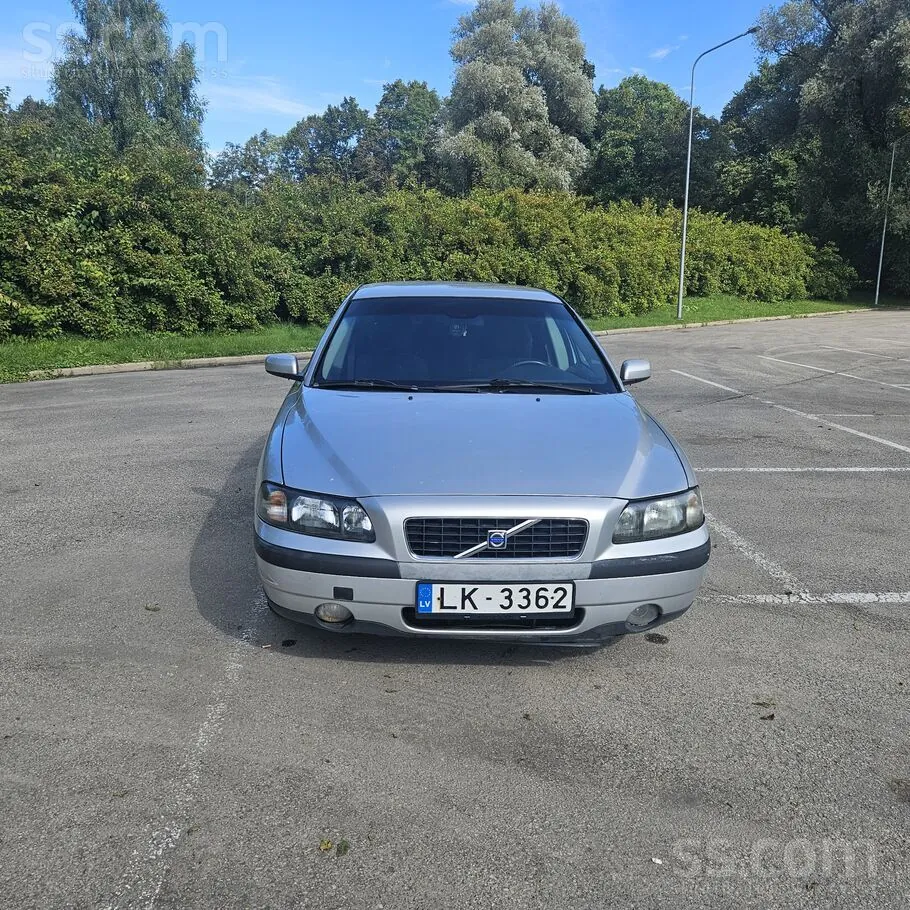 Volvo S60 2003 photo 2