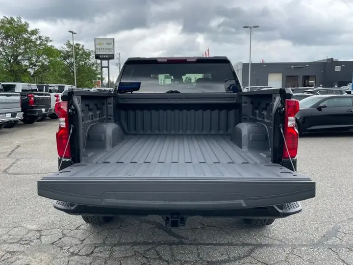 Chevrolet Silverado 2026 photo 5