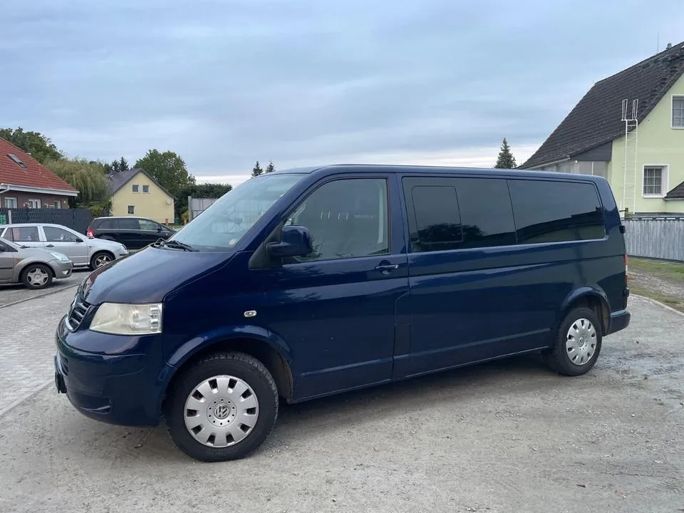 Volkswagen T5 Caravelle