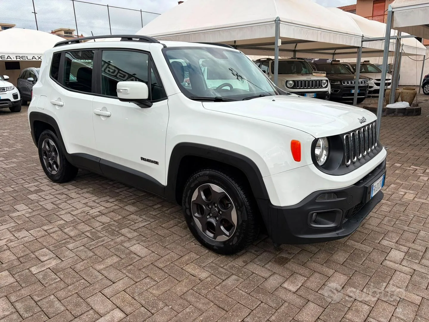 Jeep Renegade 2017 photo 2