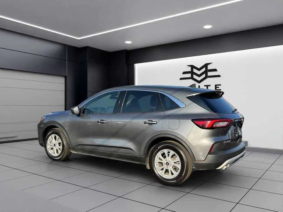Ford Escape 2023 photo 4
