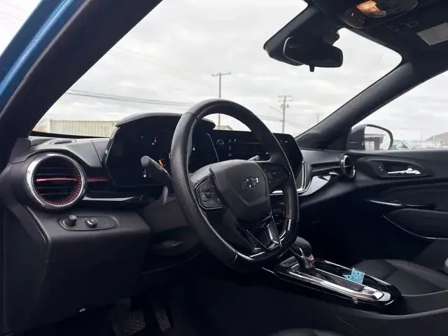 Chevrolet Trax 2025 photo 2