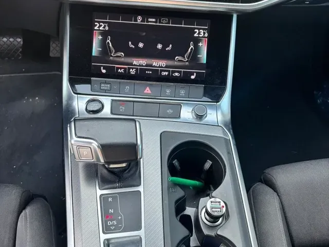 Audi A6 Avant 2020 photo 2