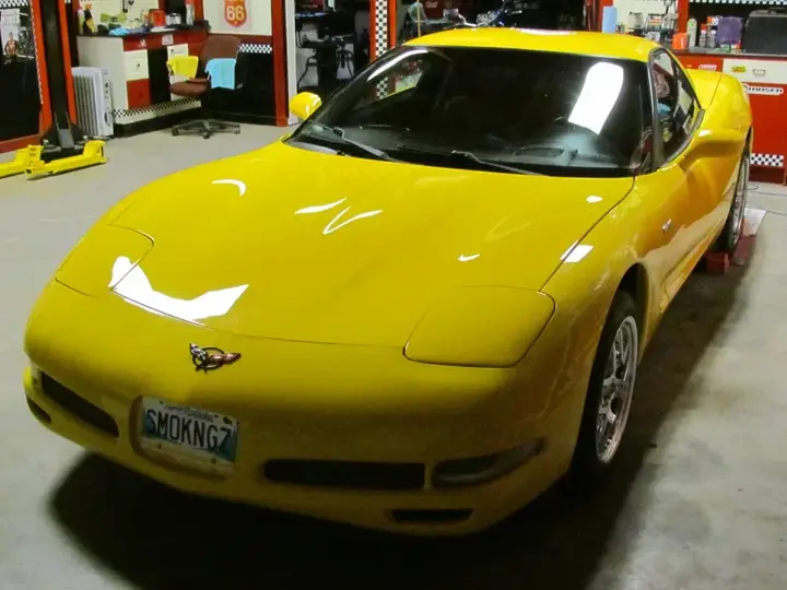 Chevrolet Corvette 2002 photo 5