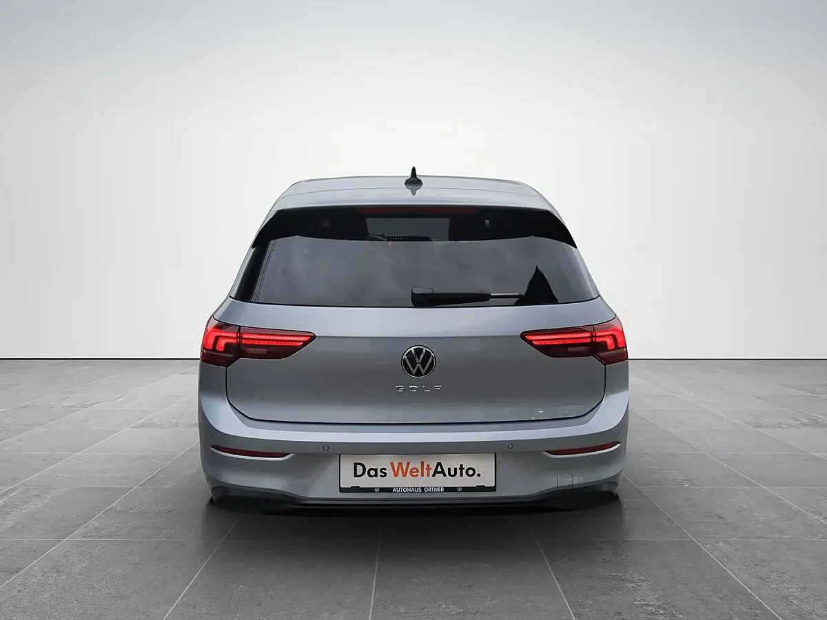 Volkswagen Golf 2026 photo 3