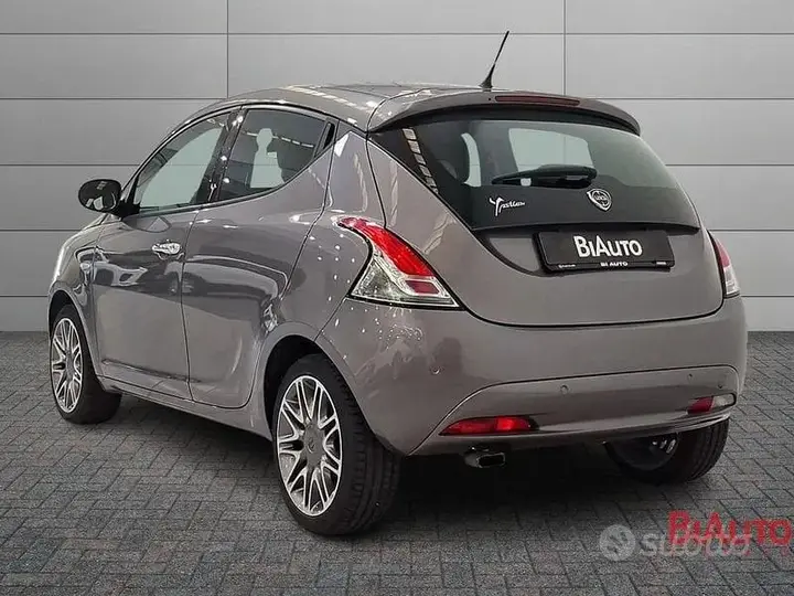 Lancia Ypsilon 2016 photo 4
