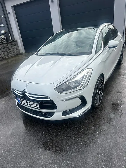 Citroen Ds5 2012 photo 2