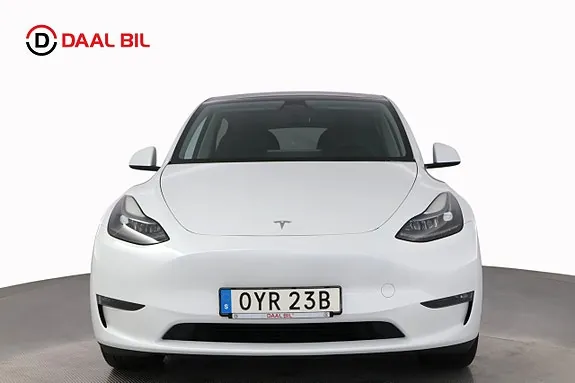 Tesla Model Y 2023 photo 2