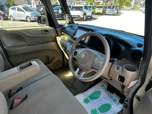 Honda N-Box 2014 photo 5