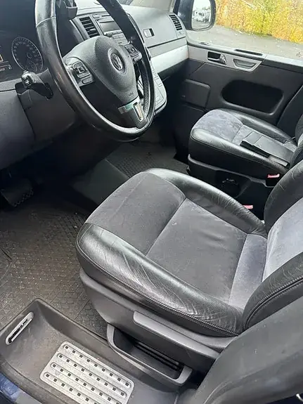 Volkswagen Multivan 2012 photo 3