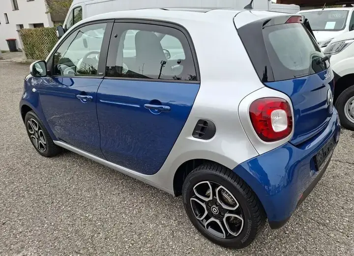 Smart Forfour 2015 photo 3