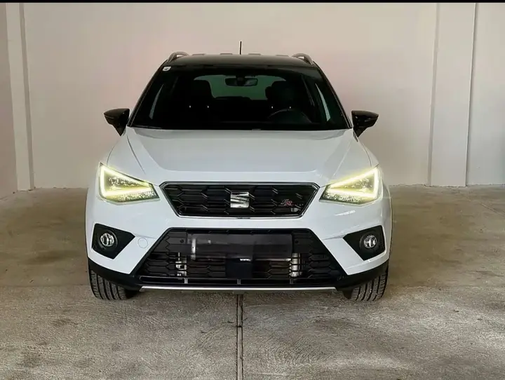 Seat Arona 2021 photo 2