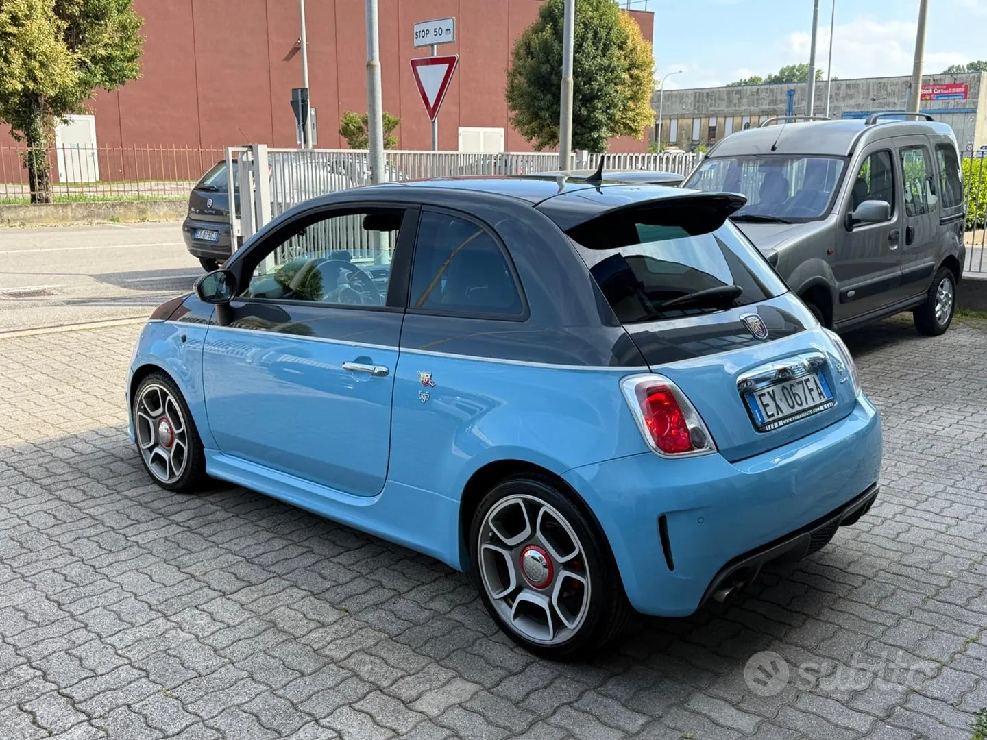 Abarth 595 2014 photo 2