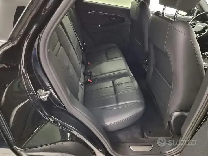 Land Rover Evoque 2022 photo 5