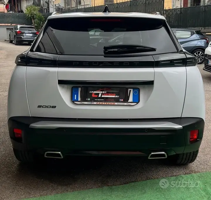 Peugeot 2008 2024 photo 5