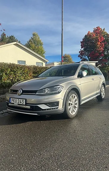 Volkswagen Golf Alltrack 2017 photo 2