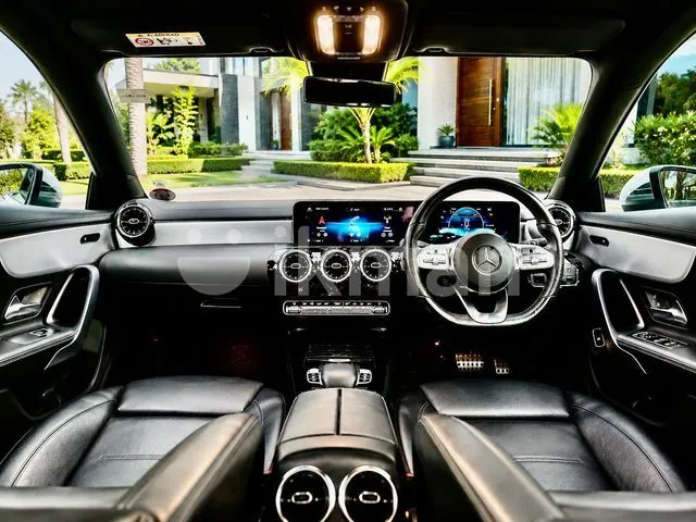 Mercedes-Benz Cla 180 2020 photo 3