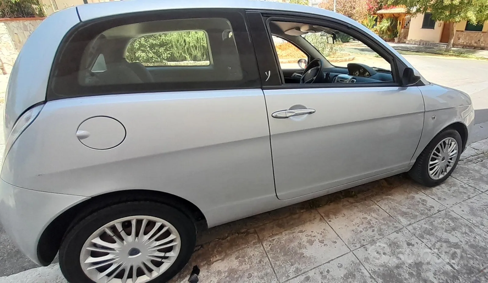 Lancia Ypsilon 2008 photo 2