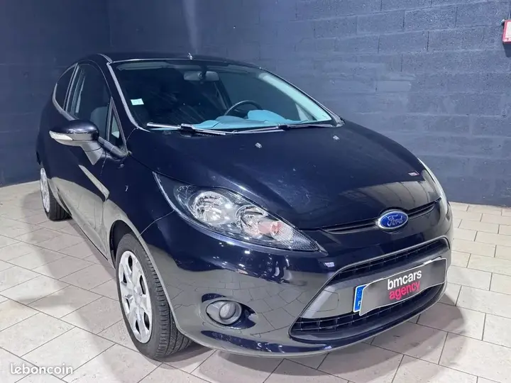 Ford Fiesta 2011 photo 3