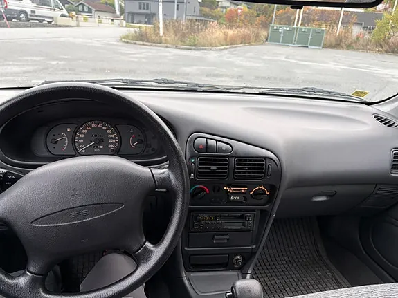 Mitsubishi Lancer 1994 photo 5