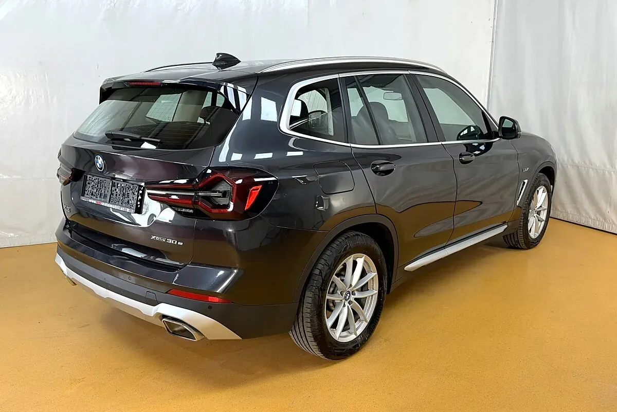 BMW X3 2022 photo 3