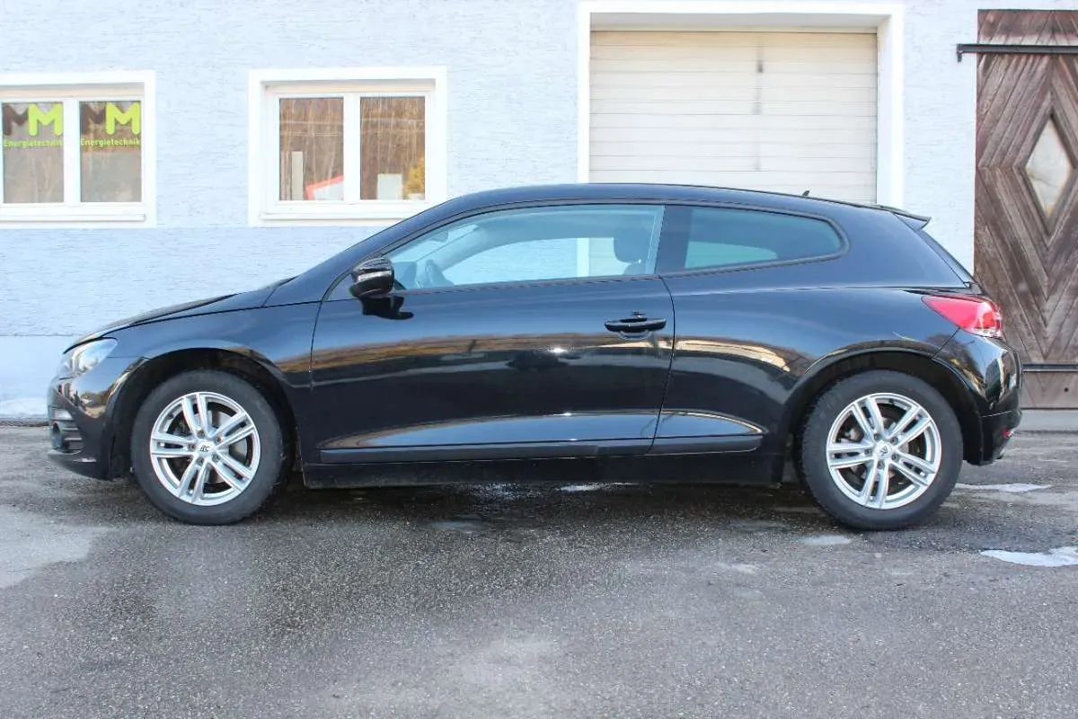 Volkswagen Scirocco 2013 photo 2