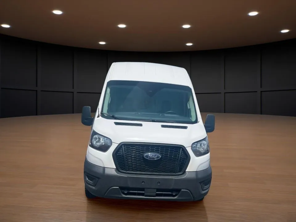 Ford Transit 2025 photo 3