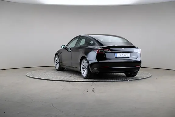 Tesla Model 3 2022 photo 2