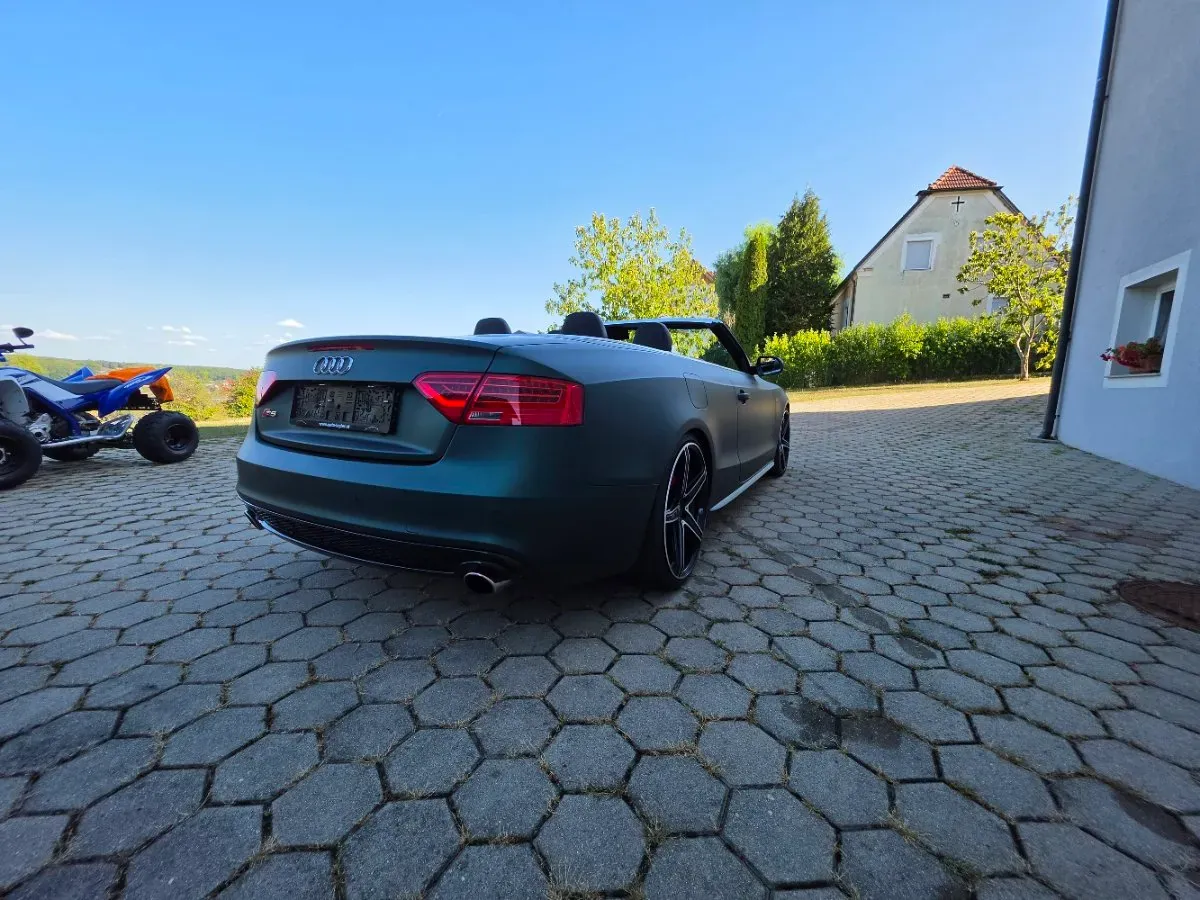 Audi A5 2013 photo 2